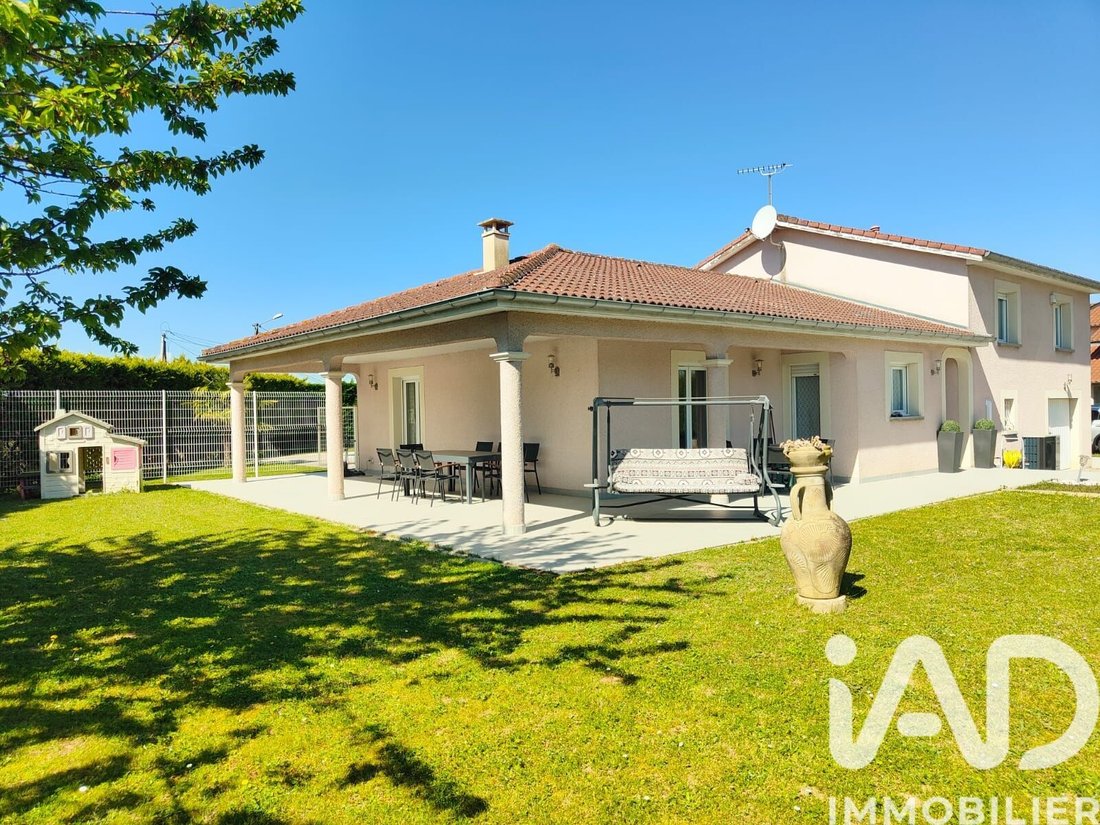 House in Ouest, Mions, France 1 - 17768183