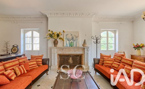 House in Cuq, Nouvelle-Aquitaine, France 1