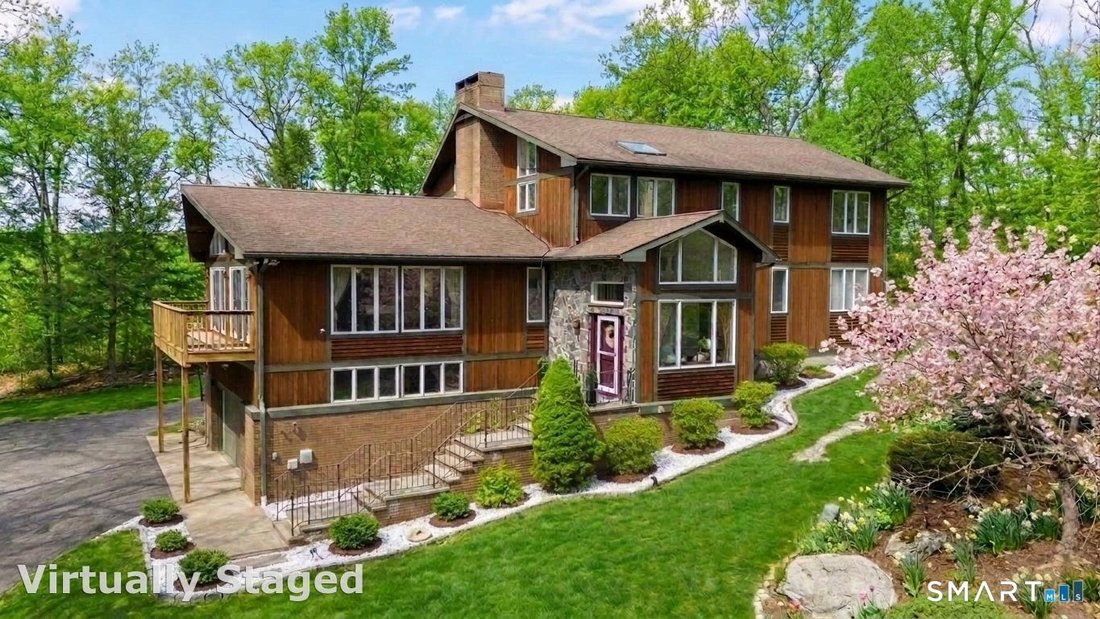 House in Monroe, Connecticut, United States 1 - 17768311