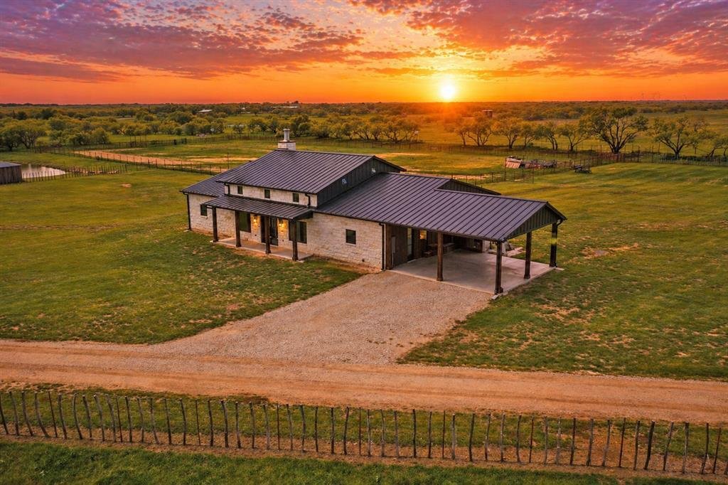 House in Weatherford, Texas, United States 1 - 17769154