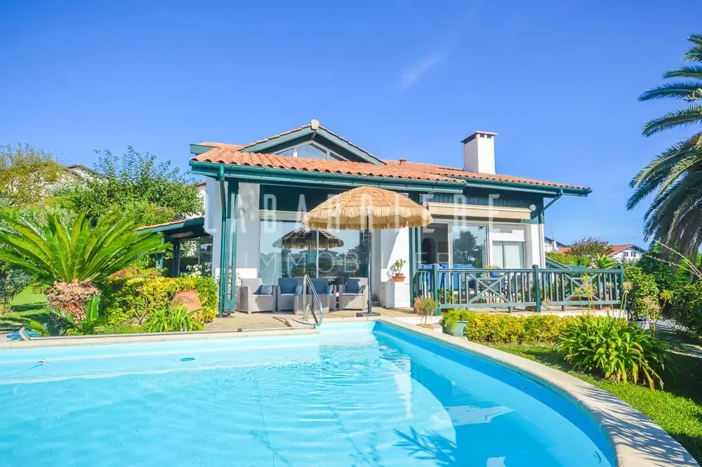 House in Centre Ville, Saint-Jean-de-Luz, France 1 - 16474038