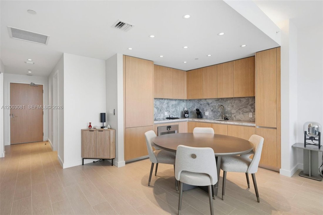 Condo in Miami Beach, Florida, United States 2 - 17764674