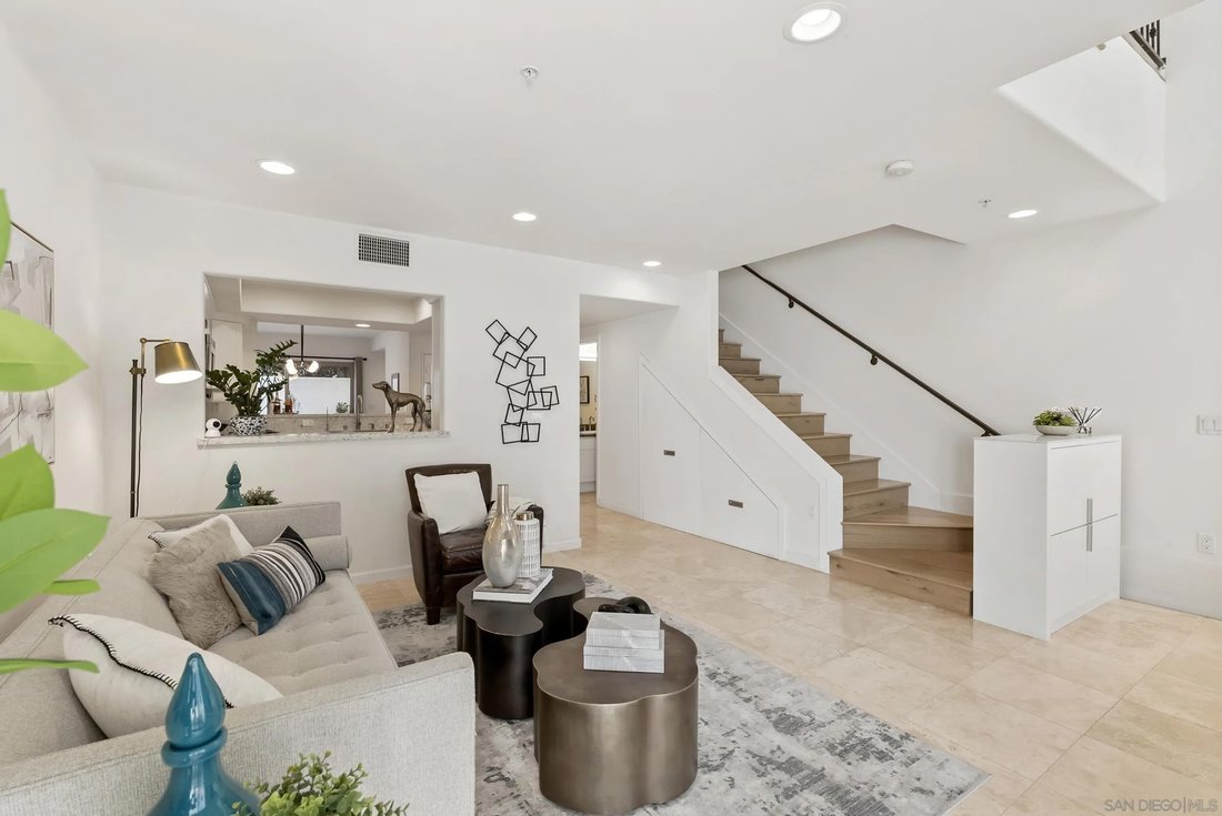 Townhouse in San Diego, California, United States 4 - 17764172