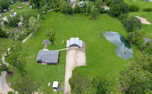 House in Conroe, Texas, United States 1