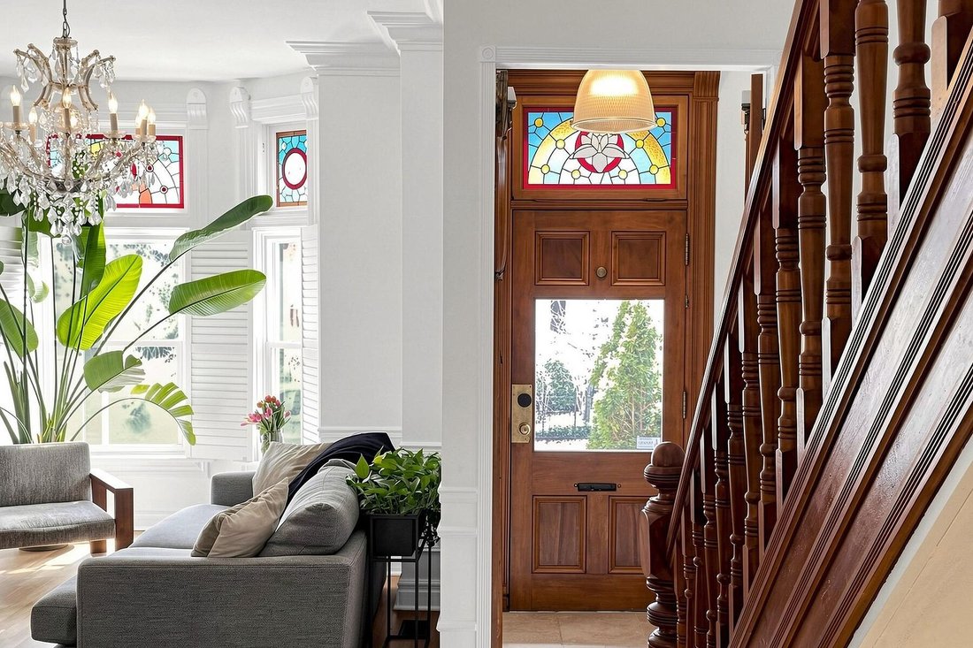 Townhouse in Toronto, Ontario, Canada 4 - 17763749
