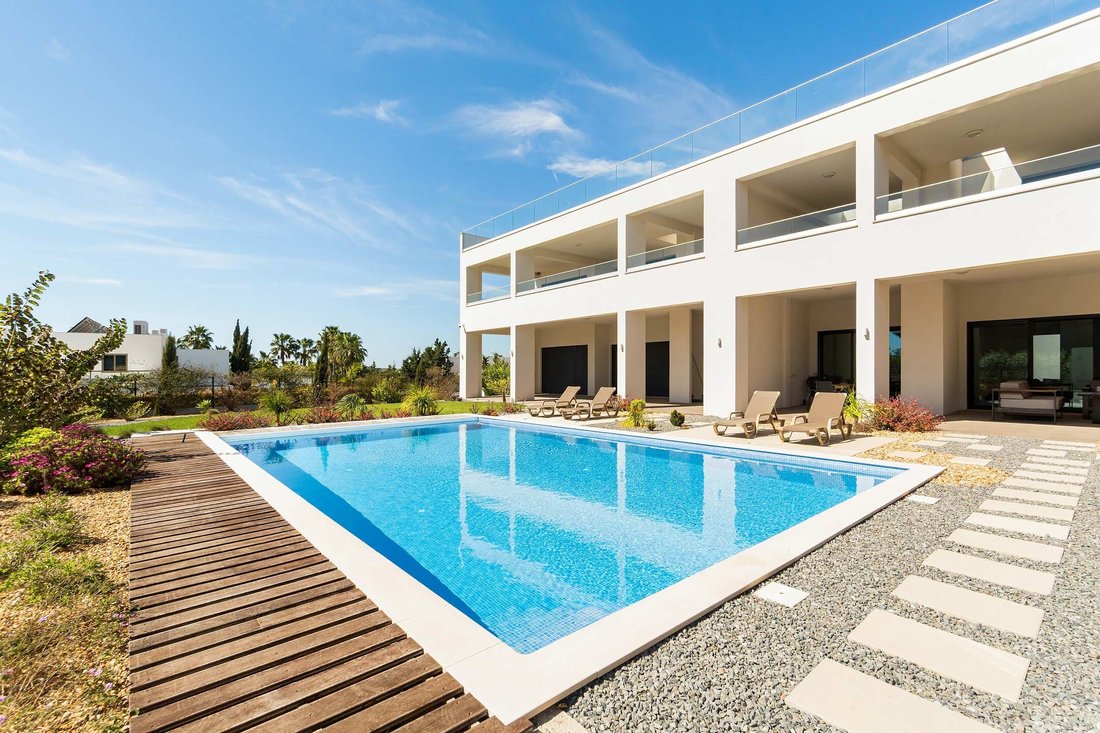 House in Faro (Se e Sao Pedro), Algarve, Portugal 2 - 17763156