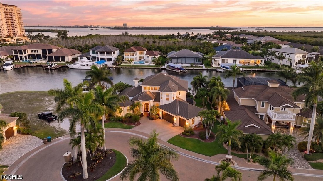 House in Cape Coral, Florida, United States 5 - 17765975