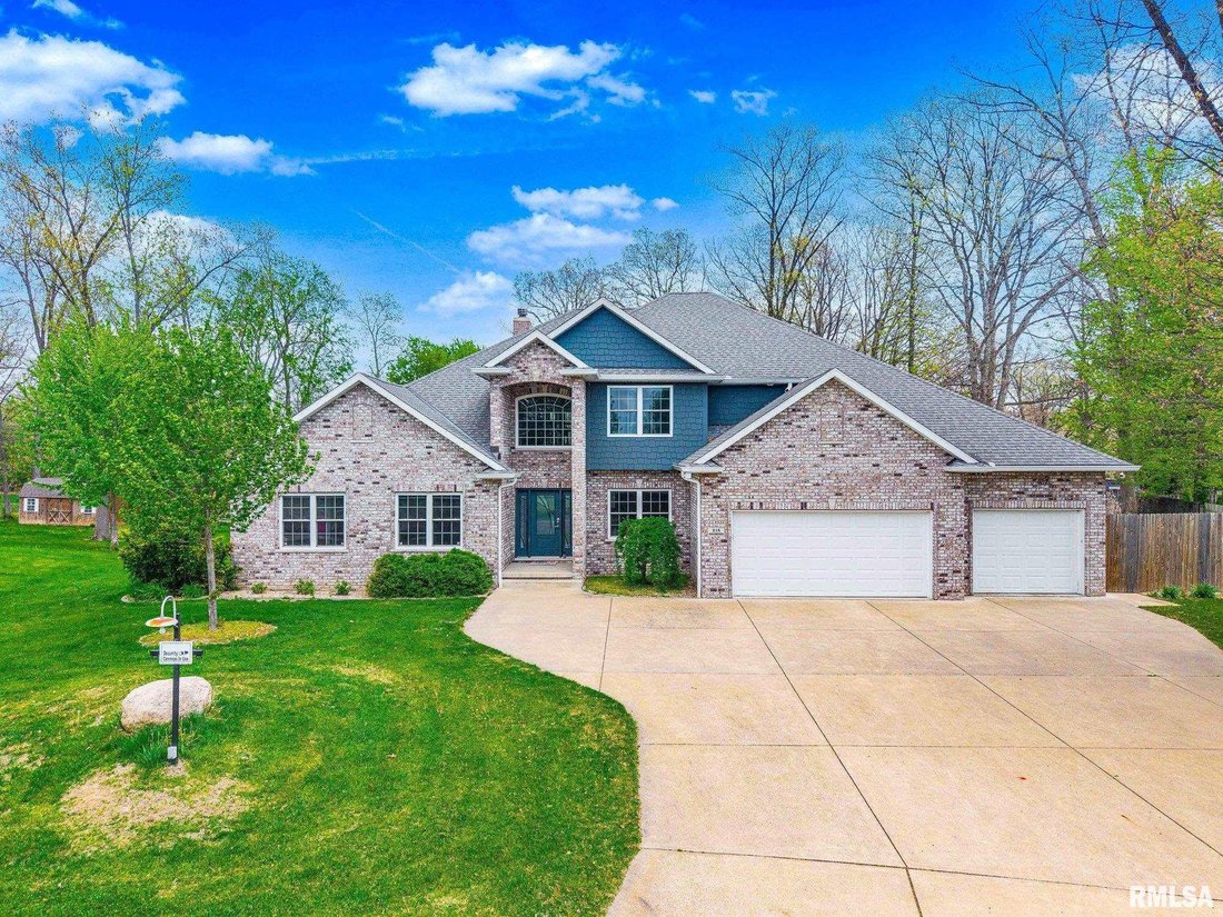 House in Pekin, Illinois, United States 1 - 17763520
