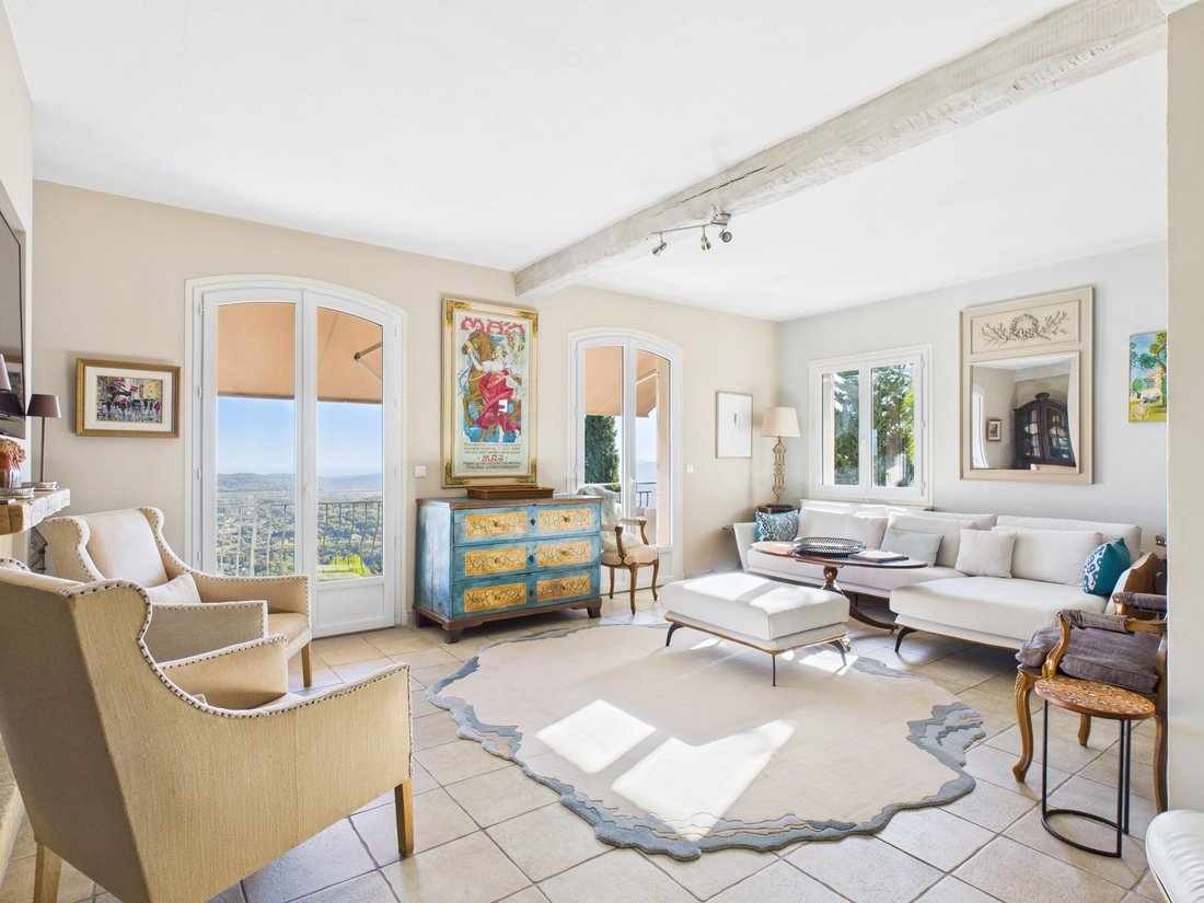 House in Grasse, Provence-Alpes-Côte d'Azur, France 3 - 17766134