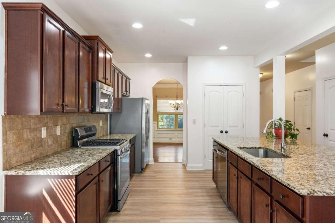 House in Buford, Georgia, United States 3 - 17764359