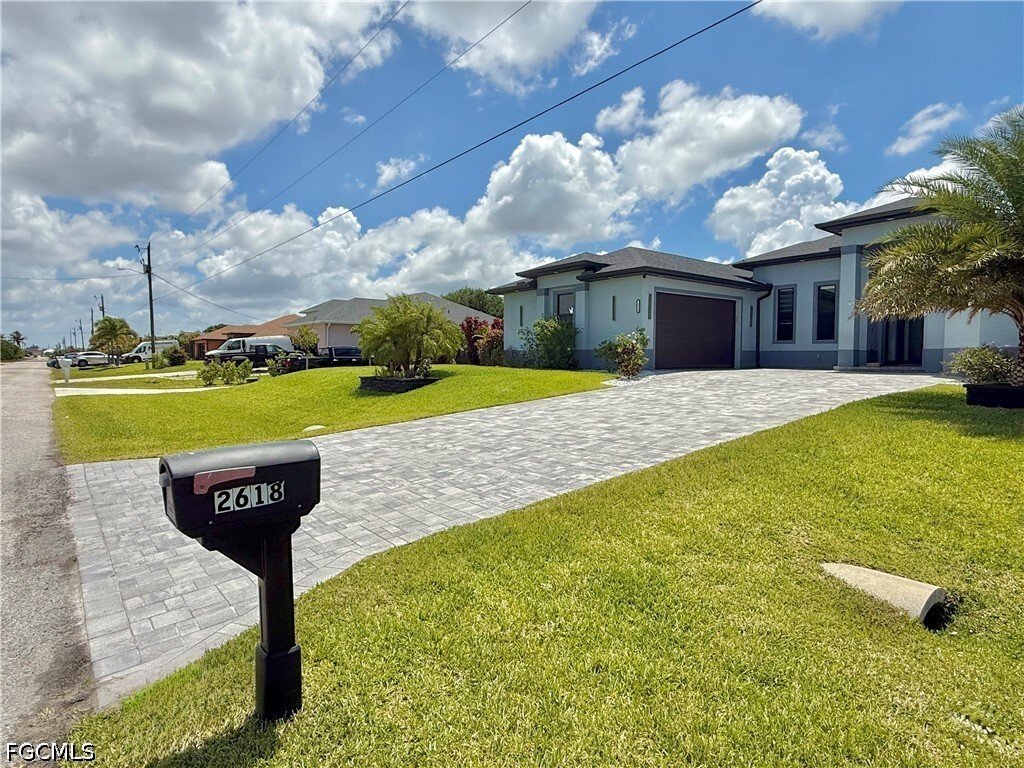 House in Cape Coral, Florida, United States 2 - 17700377