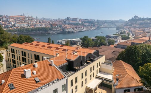 Appartement à Santa Marinha et Sao Pedro da Afurada, District de Porto, Portugal 1