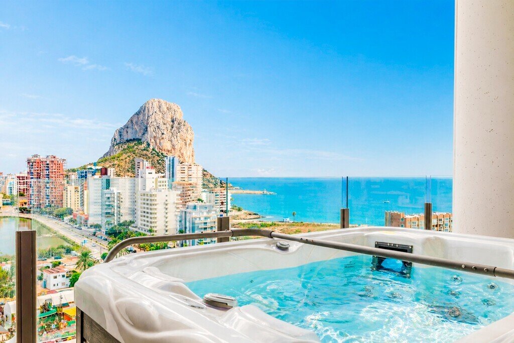 Apartment in Calp / Calpe, Valencian Community, Spain 1 - 16336753
