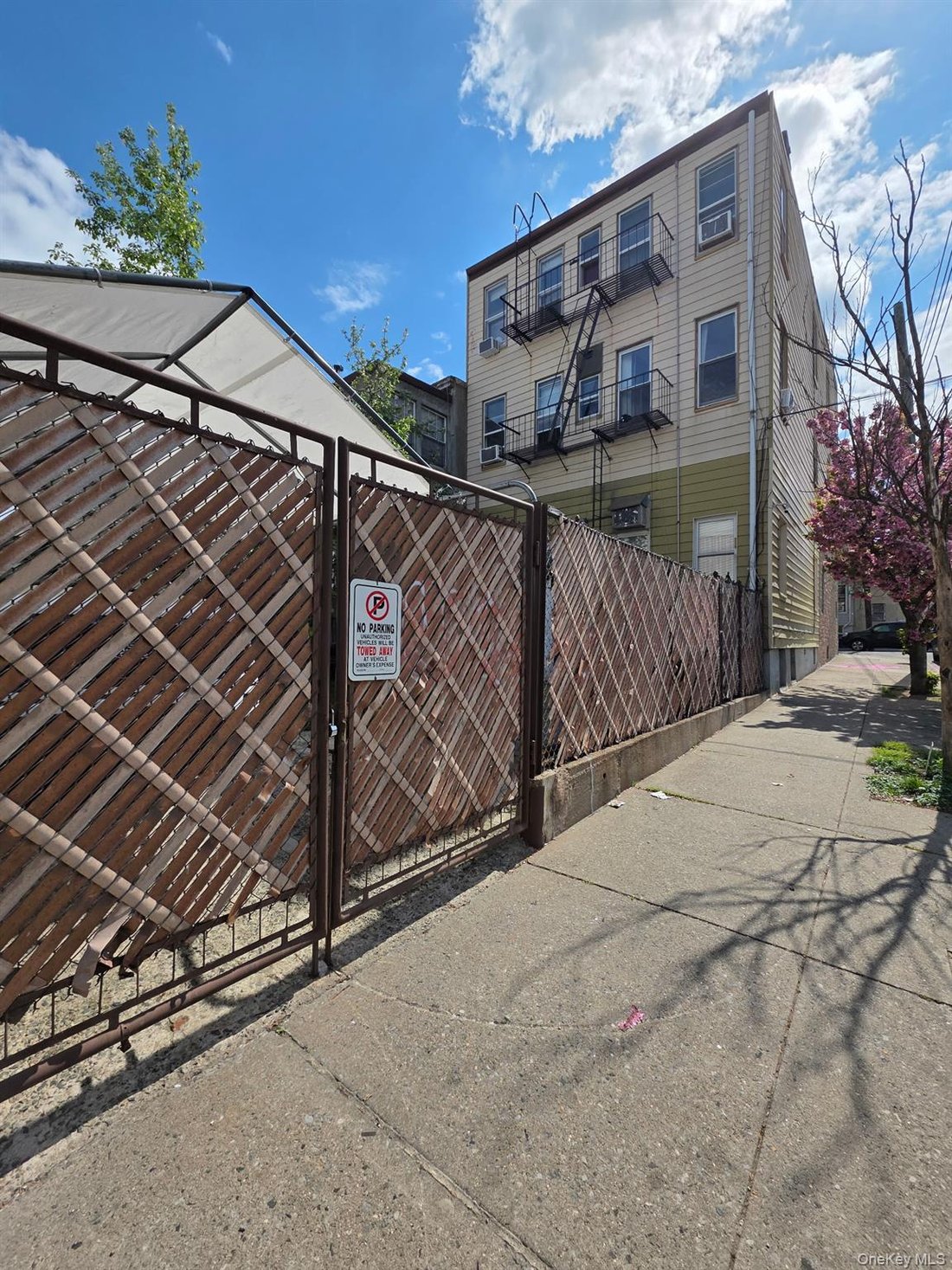 House in New York, New York, United States 3 - 17767321