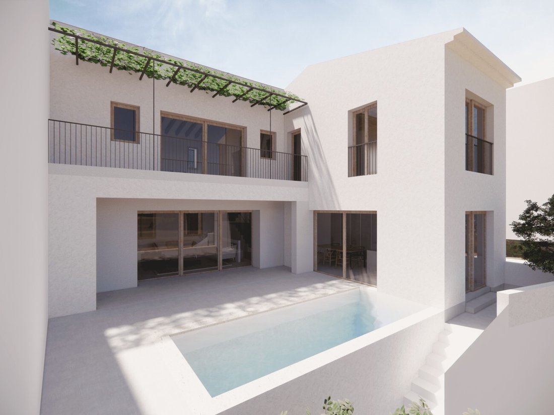 Townhouse in Pollenca, Balearic Islands, Spain 1 - 17768977
