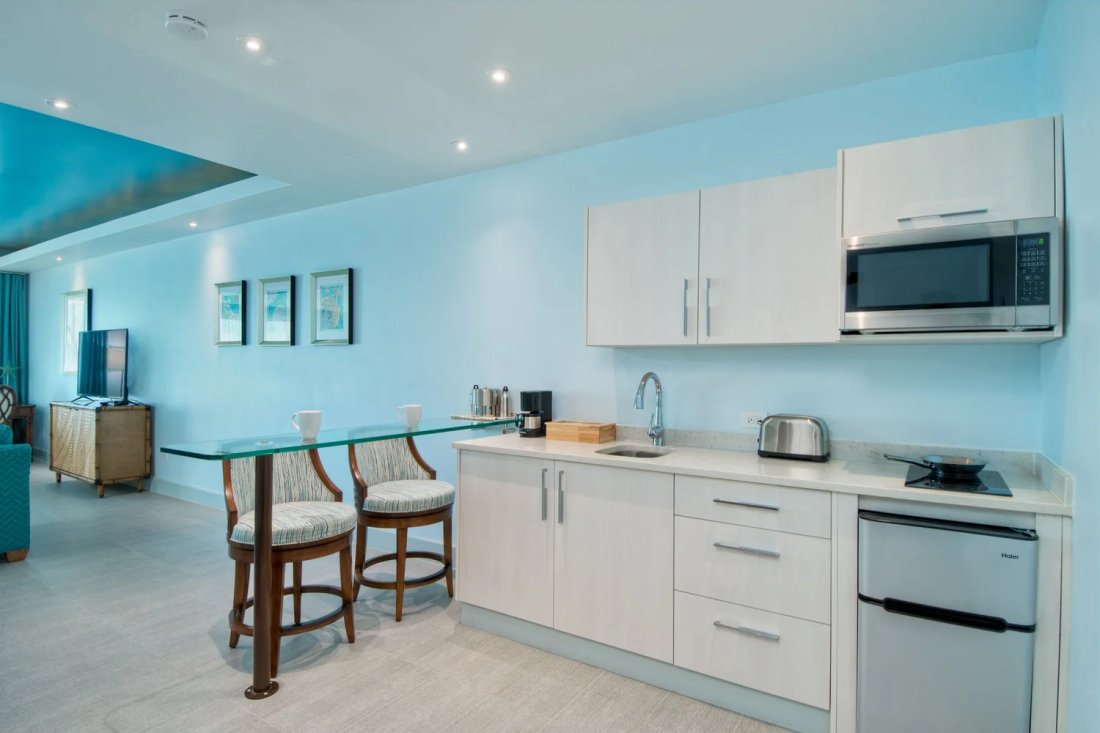 Apartment in Leonards, Tortola, British Virgin Islands 4 - 17766071