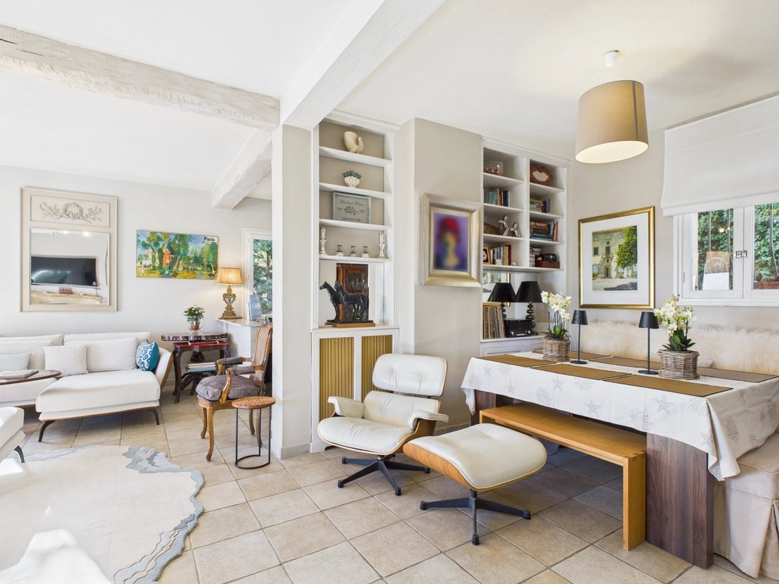 House in Grasse, Provence-Alpes-Côte d'Azur, France 4 - 17766134