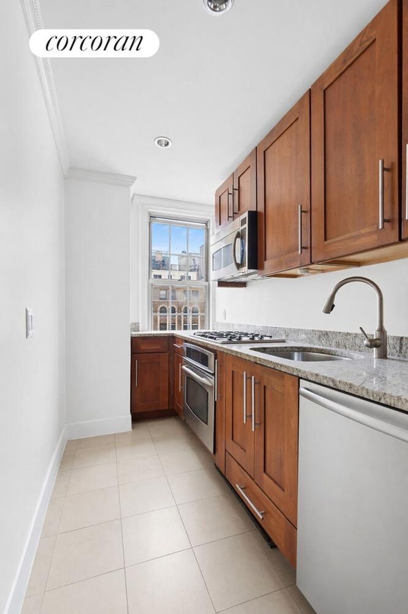 Co Op in New York, New York, United States 4 - 17763957