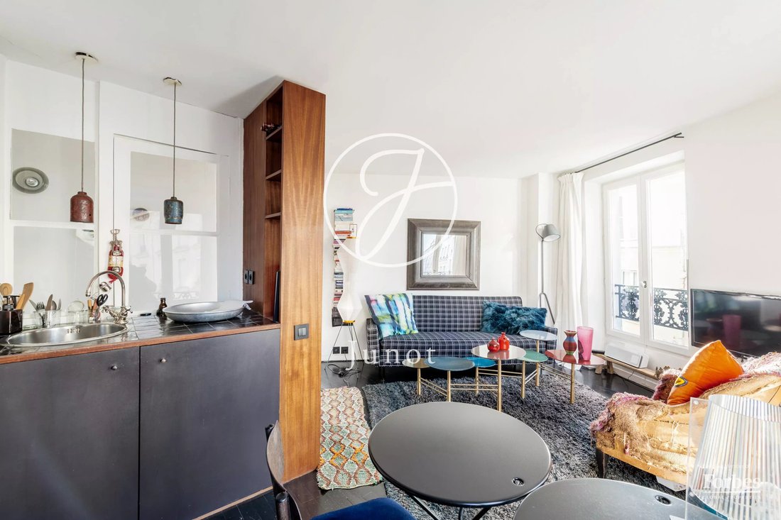 Apartment in Montmartre, Paris 18e Arrondissement, Paris 4 - 16898836