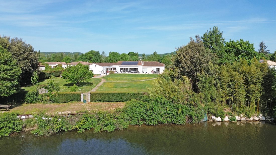 House in Le Temple-sur-Lot, Nouvelle-Aquitaine, France 1 - 17706408