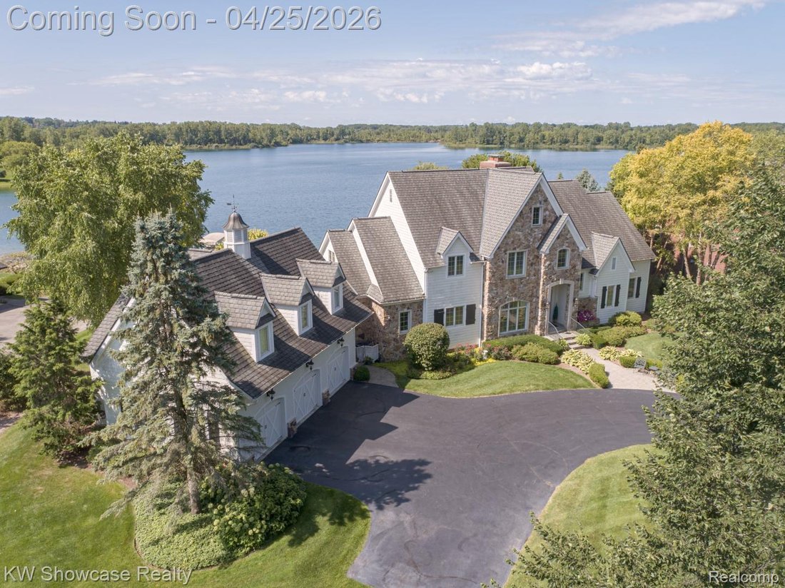 House in Milford Charter Township, Michigan, United States 1 - 17763443