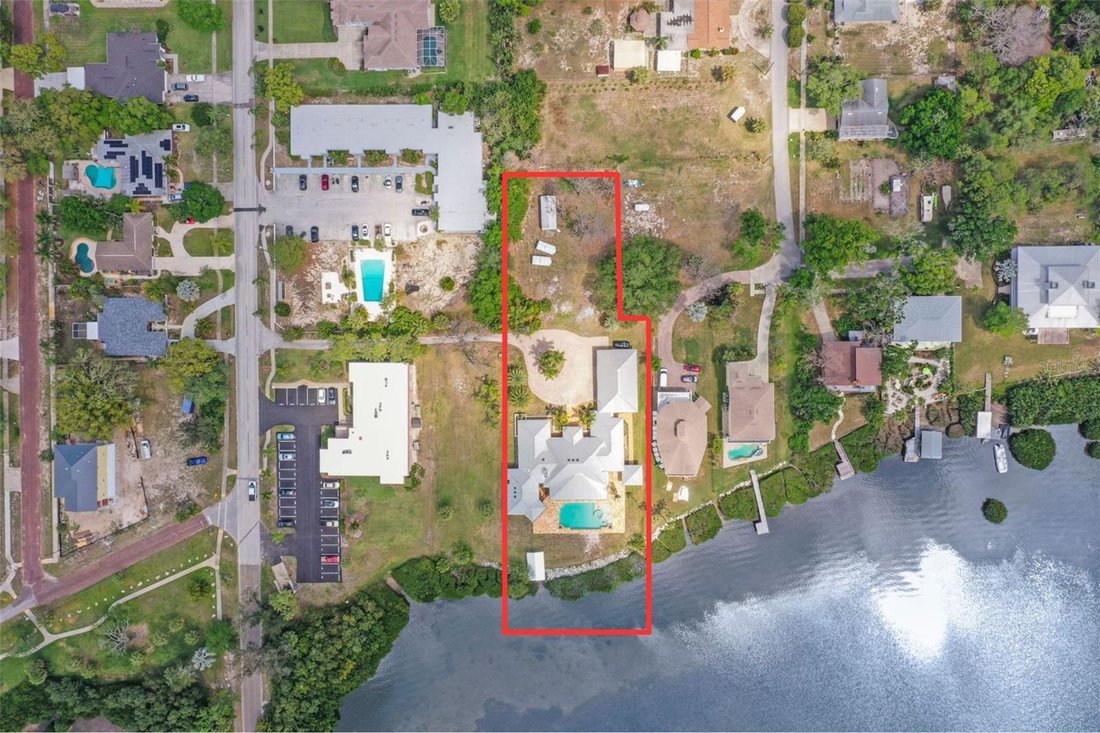 House in Tarpon Springs, Florida, United States 3 - 17765561