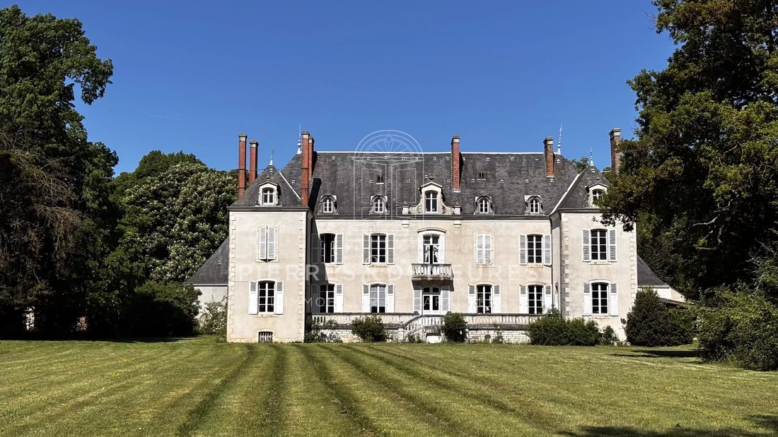Castle in Neuvy-Pailloux, Centre-Val de Loire, France 3 - 17766129