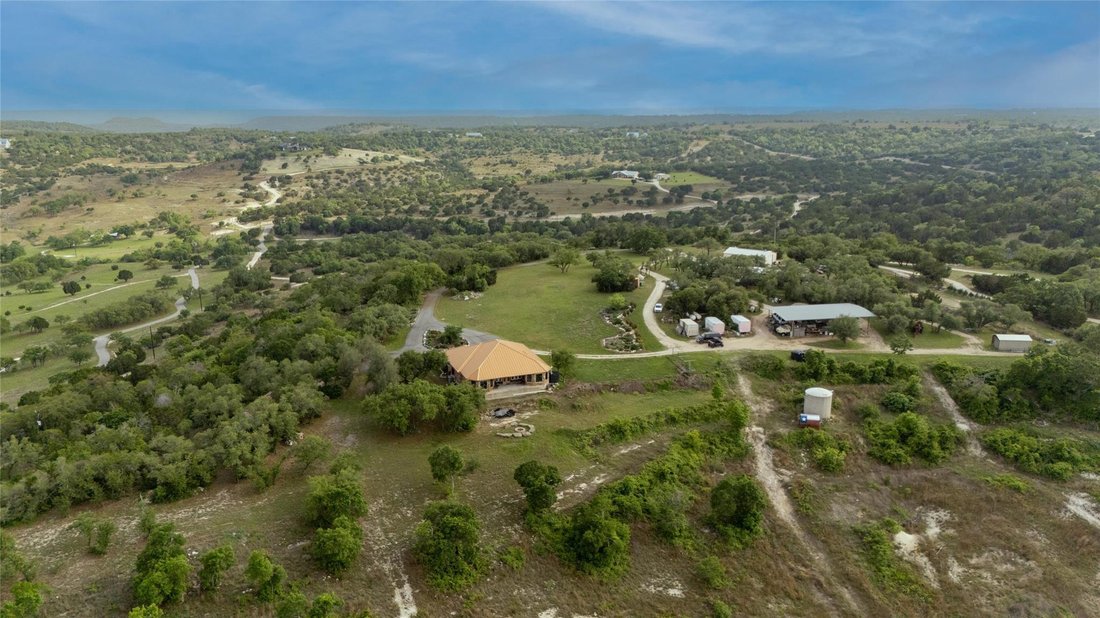 House in Johnson City, Texas, United States 4 - 17765644
