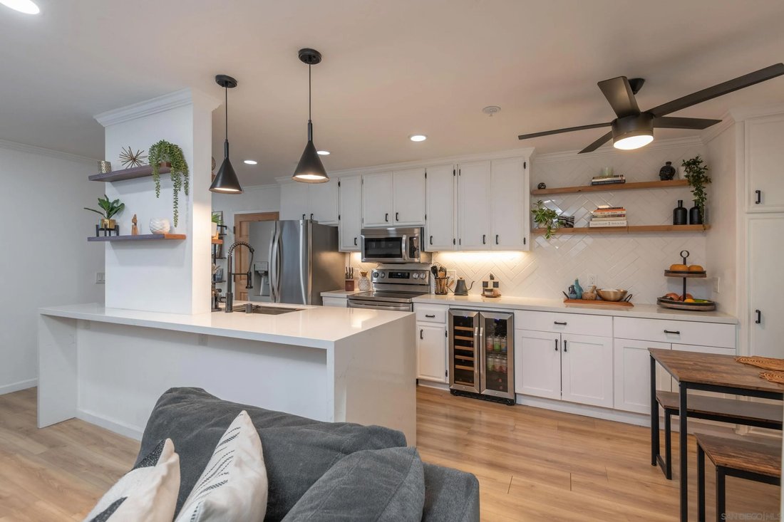 Condo in San Diego, California, United States 4 - 17764157