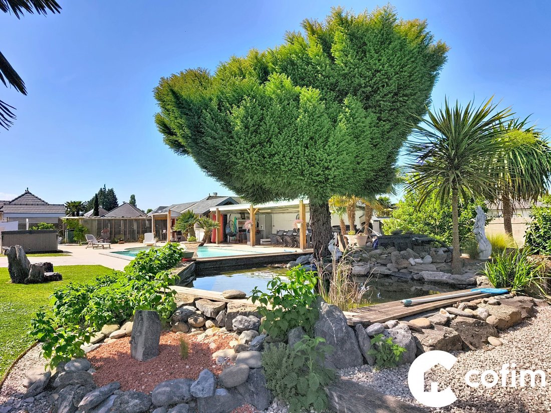 Villa in Benejacq, Nouvelle-Aquitaine, France 3 - 17766778