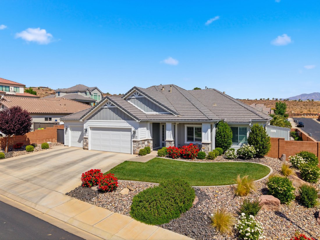 House in St. George, Utah, United States 1 - 17766064