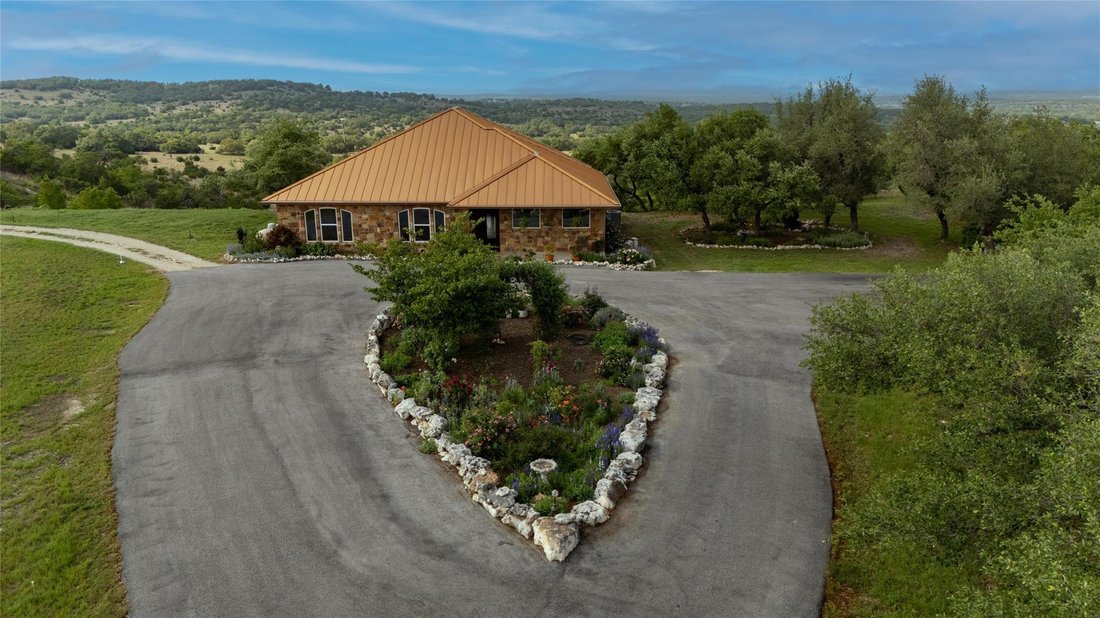 House in Johnson City, Texas, United States 2 - 17765644
