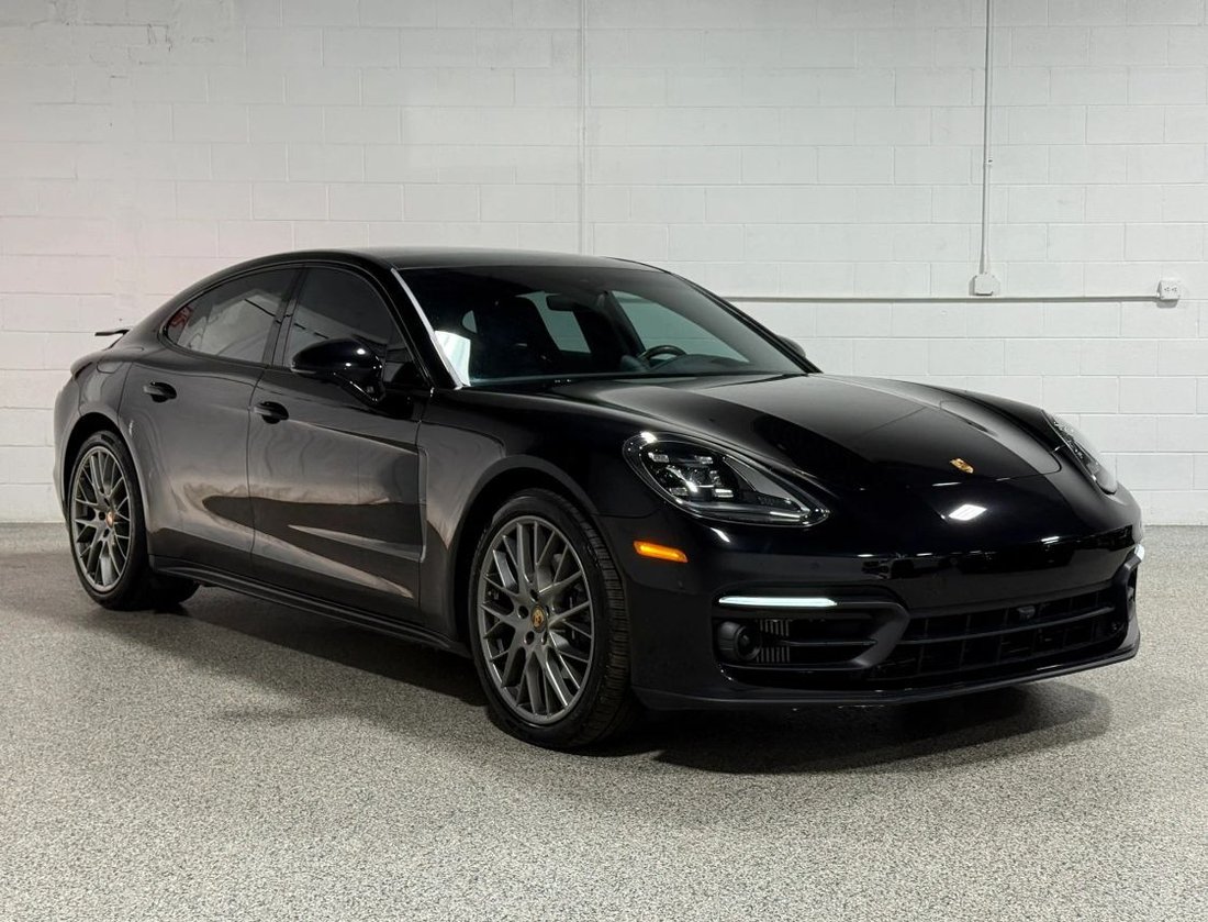 Sedan in Northbrook, IL, United States 5 - 17769527