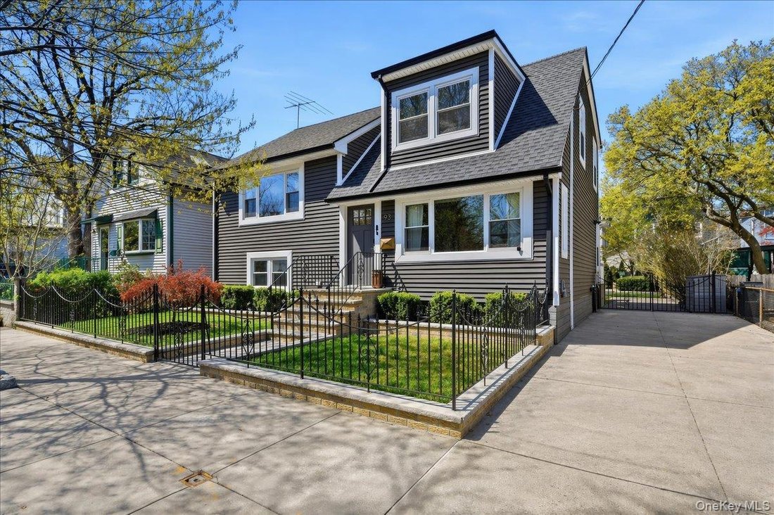 House in New York, New York, United States 1 - 17767318