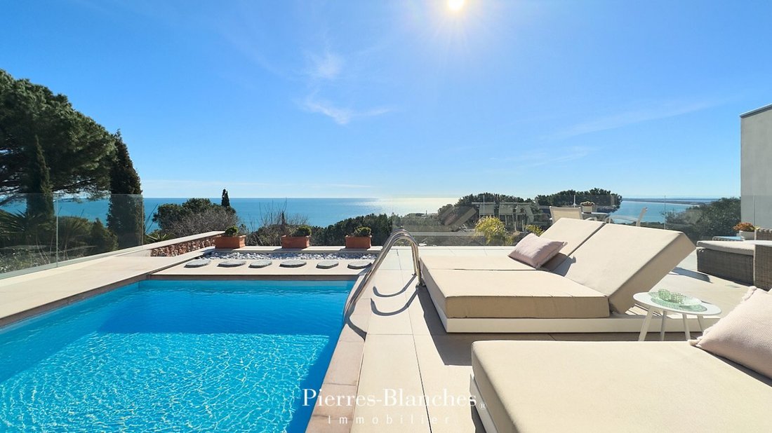 Villa in Espace Villeroy-Les Quilles, Sète, France 1 - 17339524