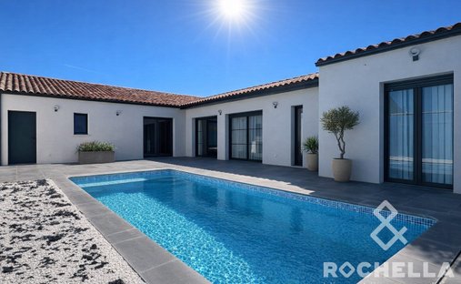 House in Dompierre-sur-Mer, Nouvelle-Aquitaine, France 1