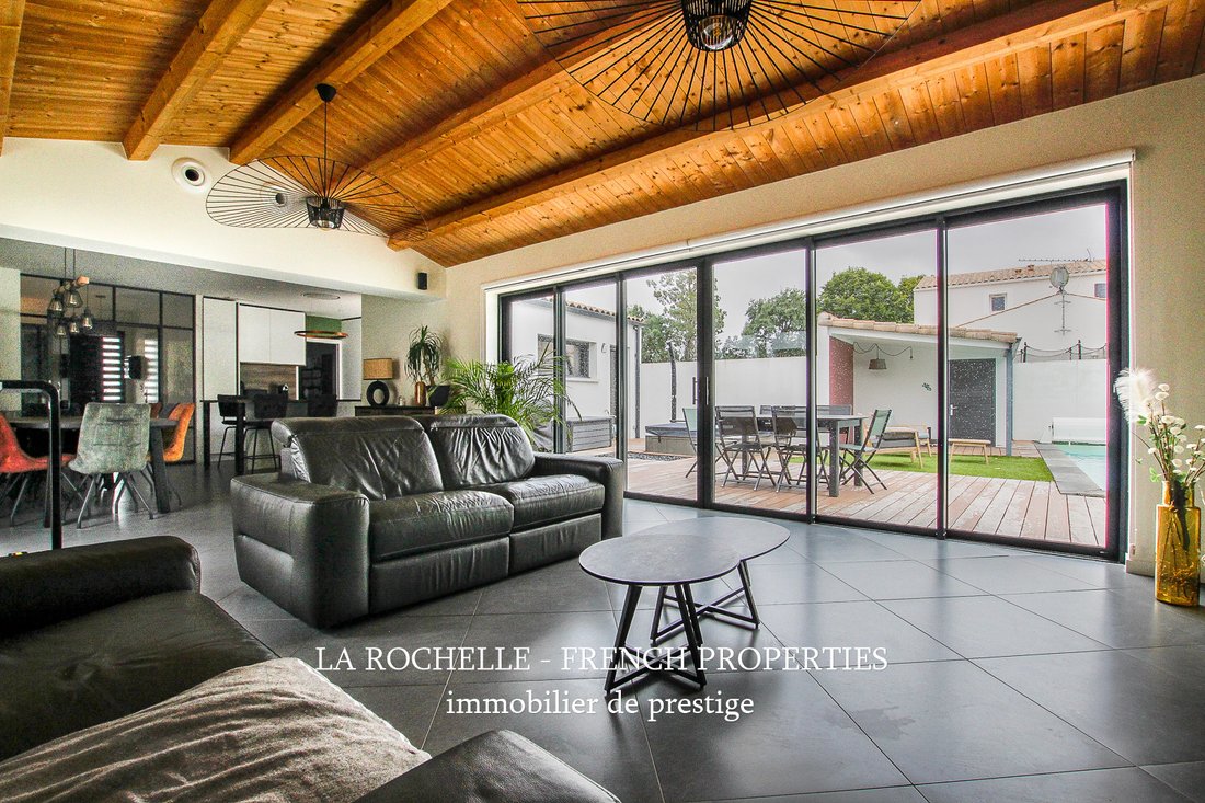 House in Dompierre-sur-Mer, Nouvelle-Aquitaine, France 3 - 17010530
