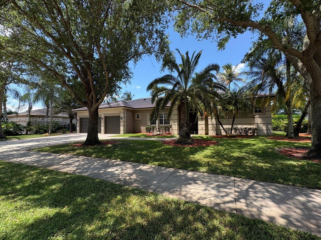 House in Davie, Florida, United States 4 - 17738016