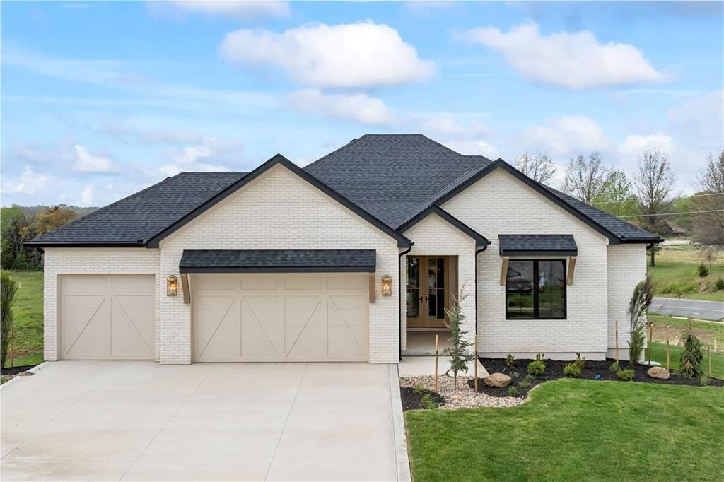 House in Lake Lotawana, Missouri, United States 1 - 16092910