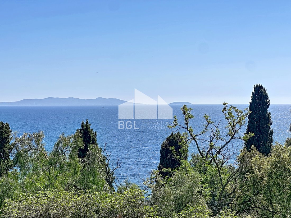House in Le Lavandou, Provence-Alpes-Côte d'Azur, France 2 - 17764666
