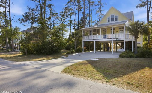 House in Oak Island, North Carolina, United States 1