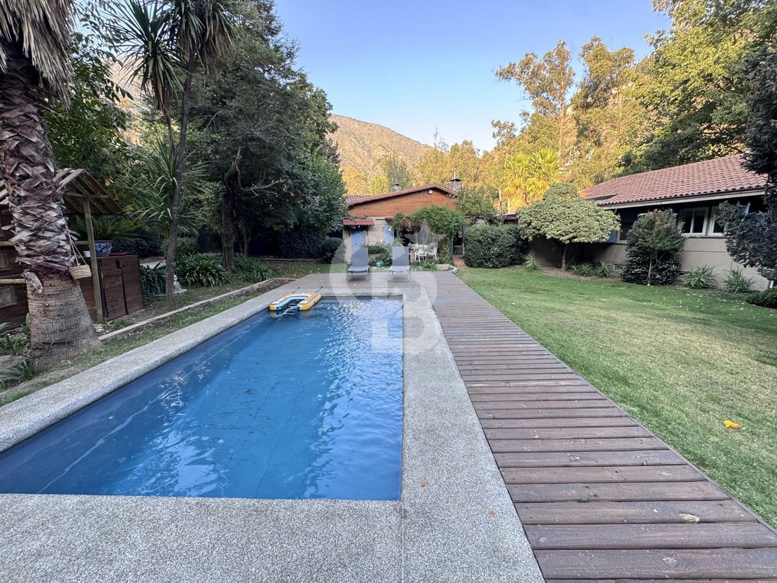 Casa en Lo Barnechea, Región Metropolitana, Chile 1 - 17768081