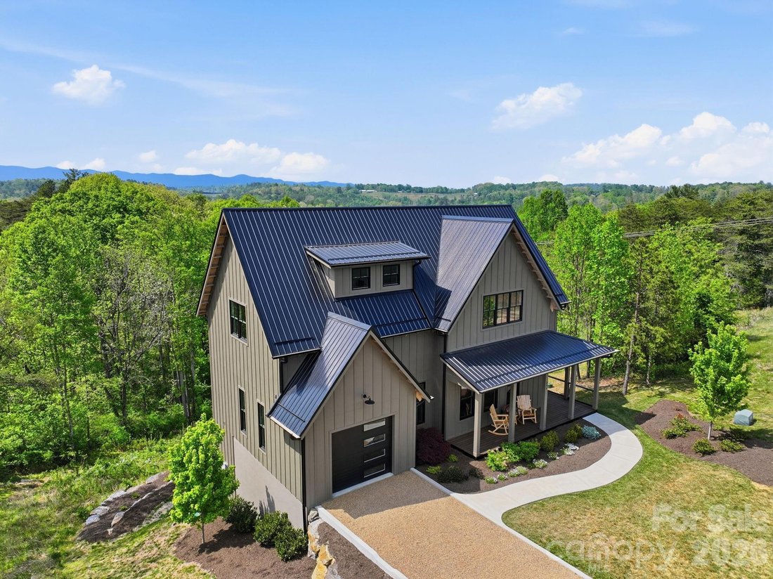 House in Asheville, North Carolina, United States 1 - 17765049