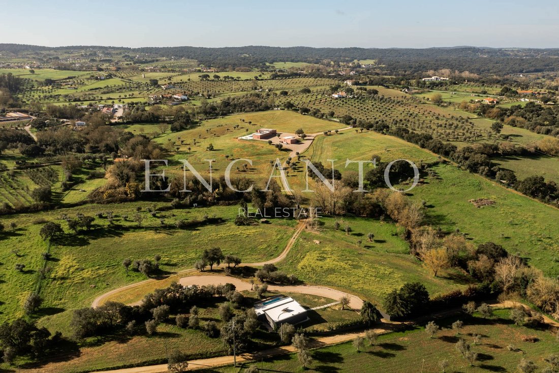 Finca in Nossa Senhora da Vila, Nossa Senhora do Bispo e Silveiras, Évora District, Portugal 2 - 17763119