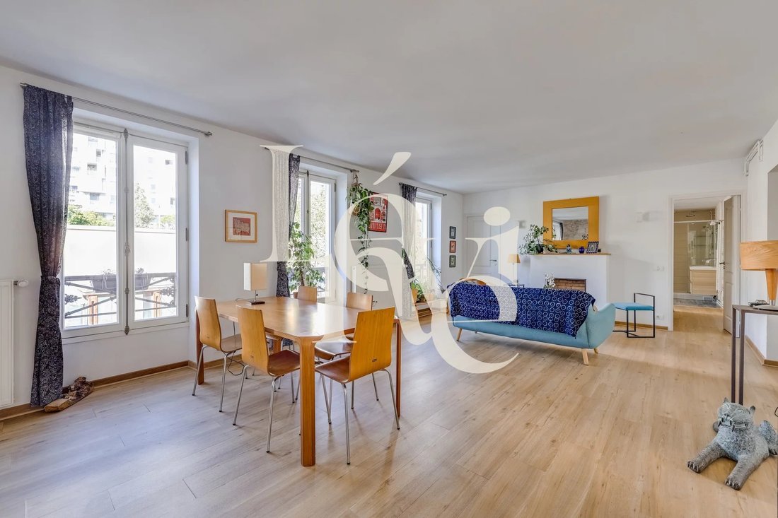 Apartment in Nationale-Deux Moulins, Paris 13e Arrondissement, Paris 2 - 17765972