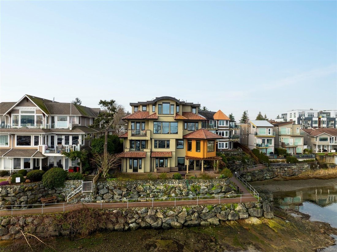 House in Sidney, British Columbia, Canada 5 - 17769266