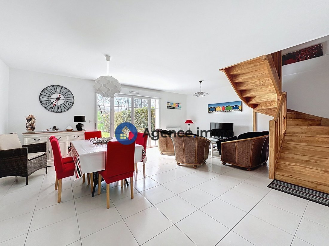House in Mendi-Choko-Karrikatxar-Olhette, Urrugne, France 4 - 17766833