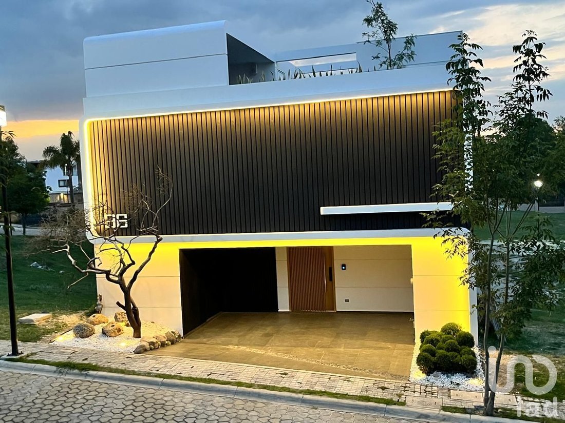 House in Lomas de Angelópolis, Puebla, Mexico 1 - 17768480