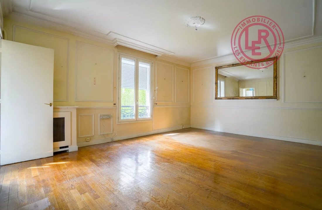 Apartment in Porte Saint Denis-Paradis, Paris 10e Arrondissement, Paris 1 - 17764826
