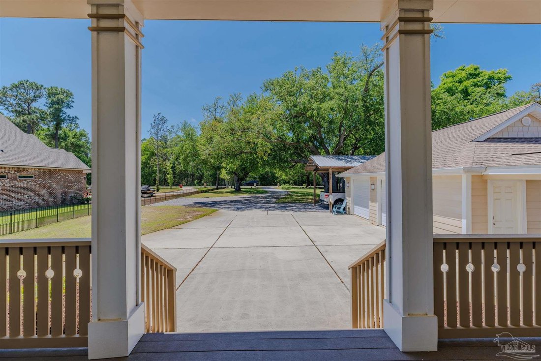 House in Milton, Florida, United States 5 - 17765437